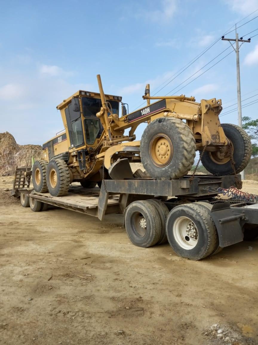 Motoniveladora Caterpillar 140H